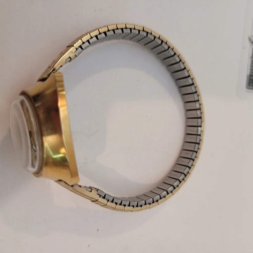 Timex Electric‎ Watch Women Gold Filled Tone Oval Vintage Expansion Band